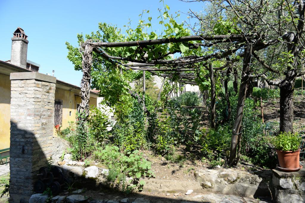 Locanda Giolica Прато Екстериор снимка