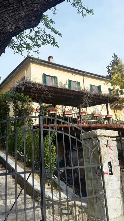 Locanda Giolica Прато Екстериор снимка